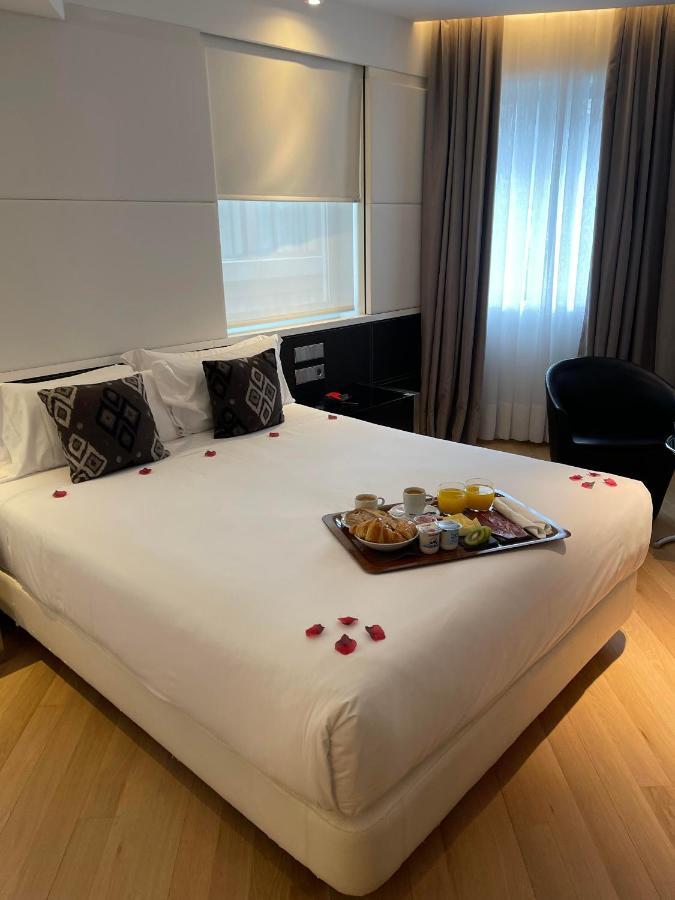 Hotel Inffinit Vigo Exteriör bild