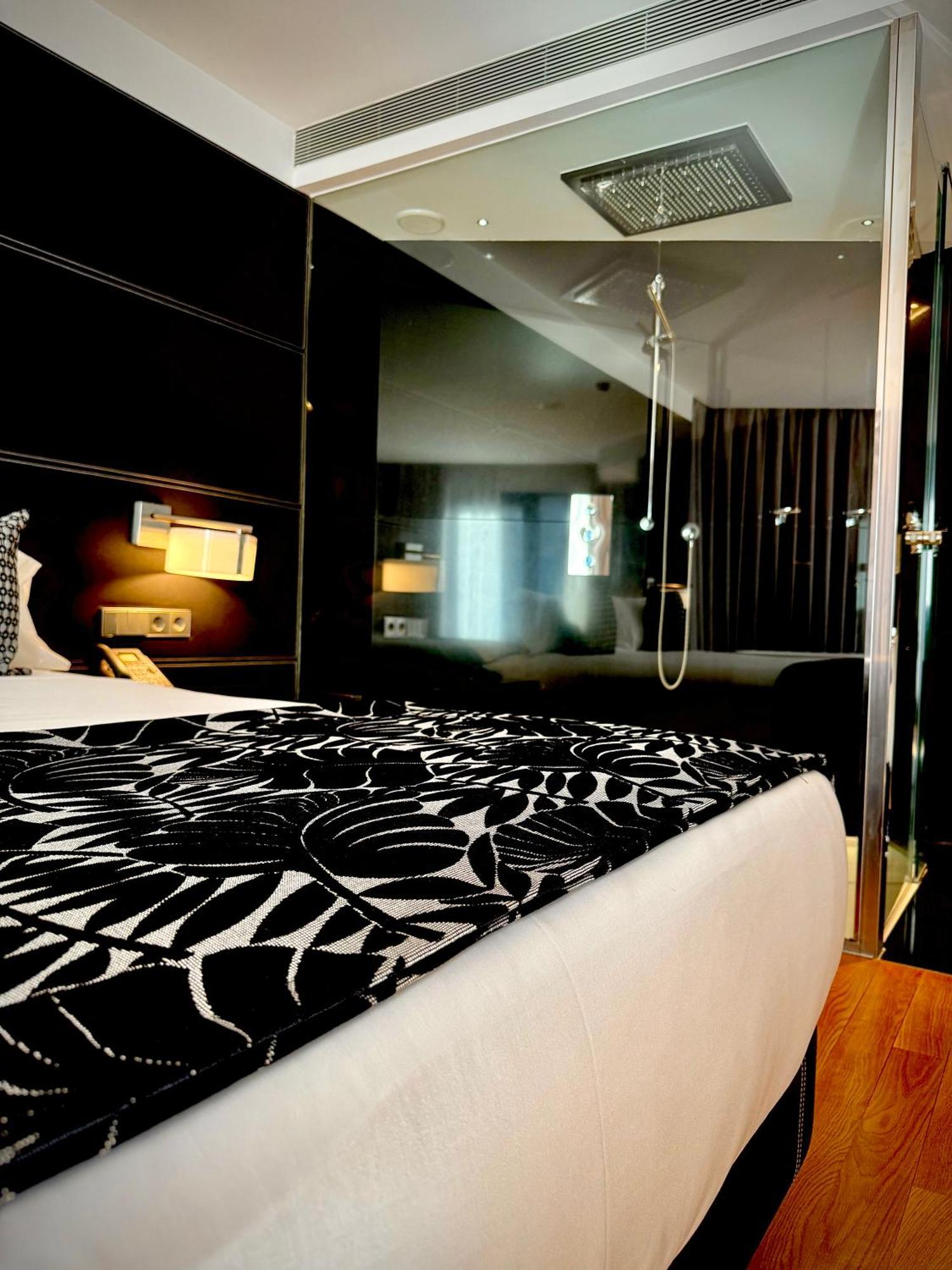 Hotel Inffinit Vigo Exteriör bild