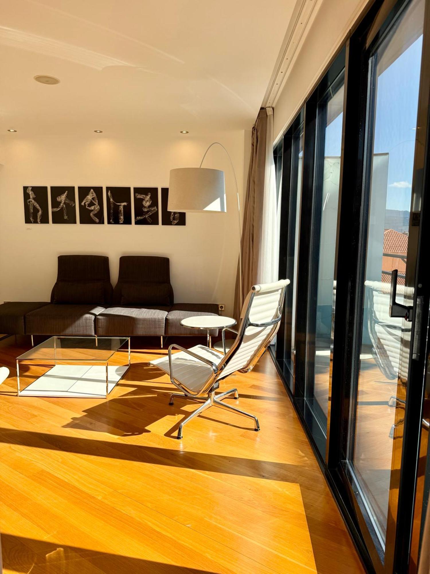 Hotel Inffinit Vigo Exteriör bild