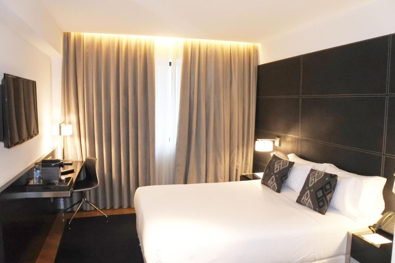 Hotel Inffinit Vigo Exteriör bild